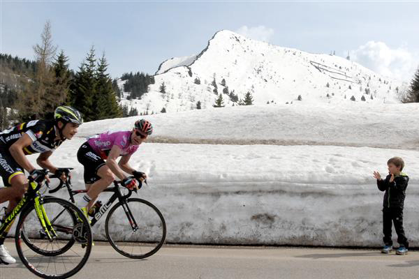 Cadel Evans and Fabio Duarte